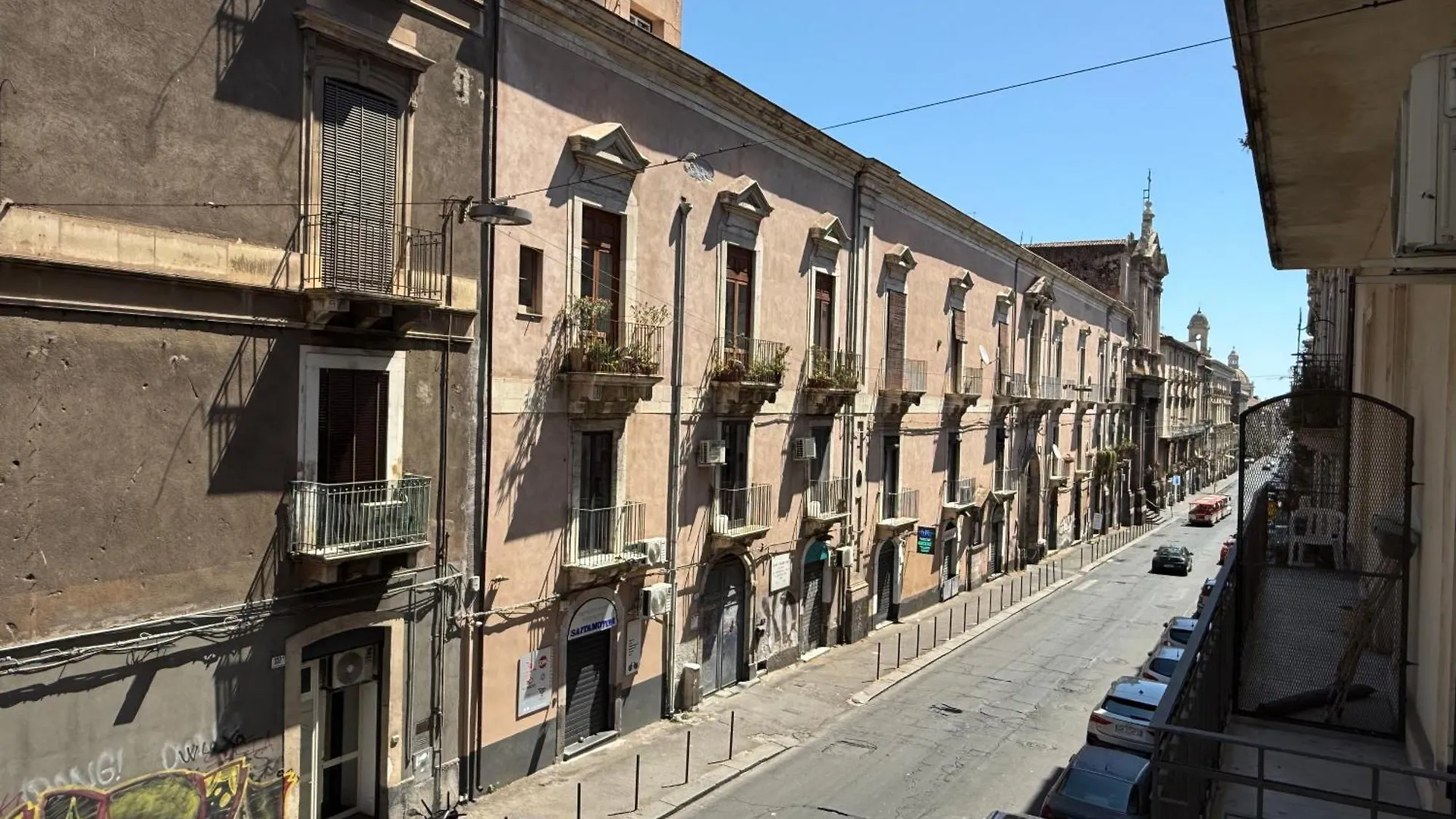 Sikelia-Sicilian Rooms Catania Bed & Breakfast
